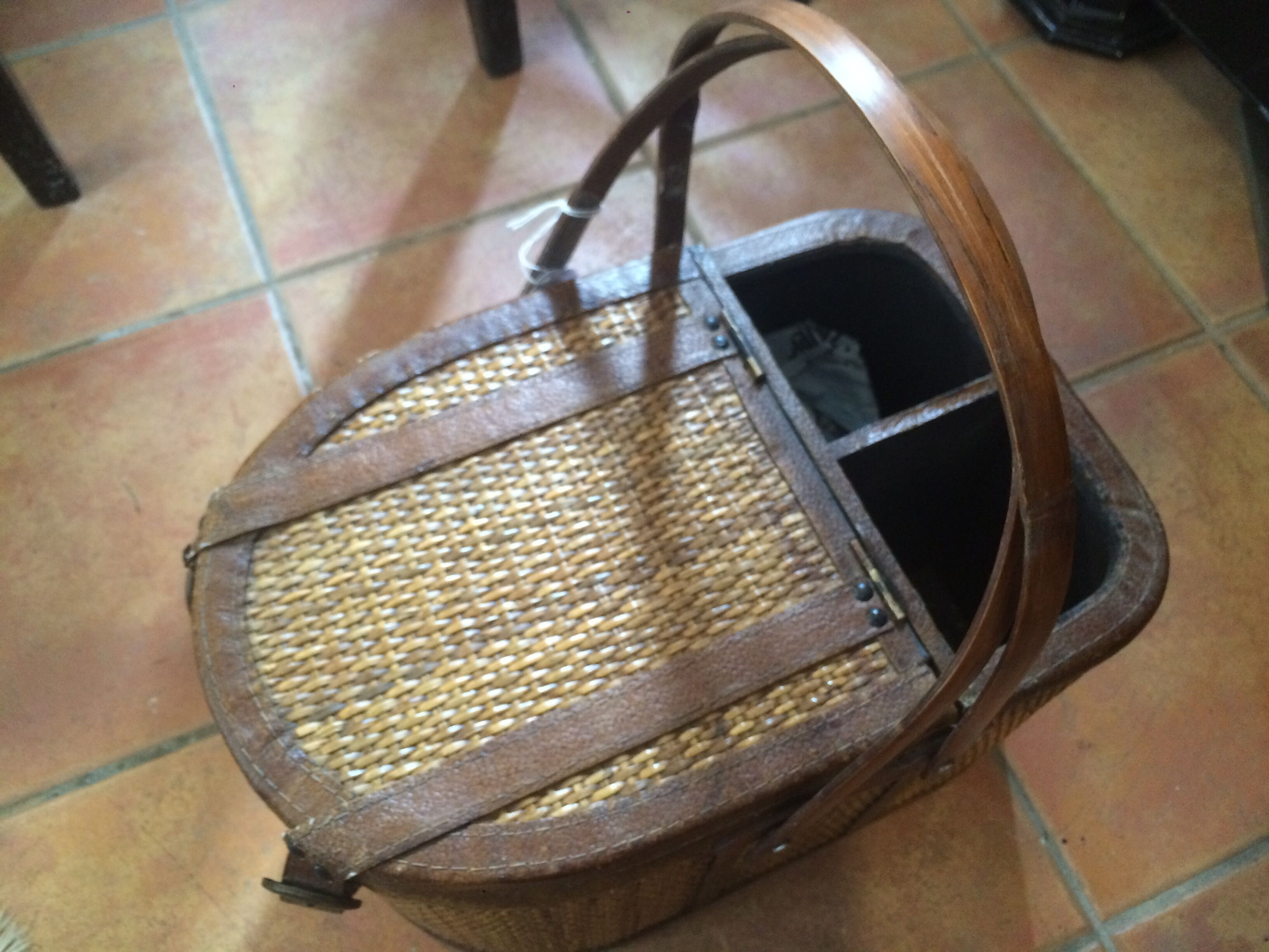 Spades basket picnic former beginning of century rare