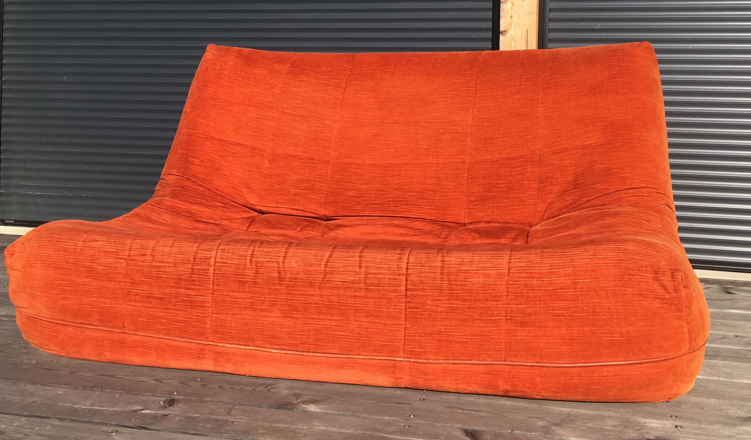 Seat and driver - Roche Bobois