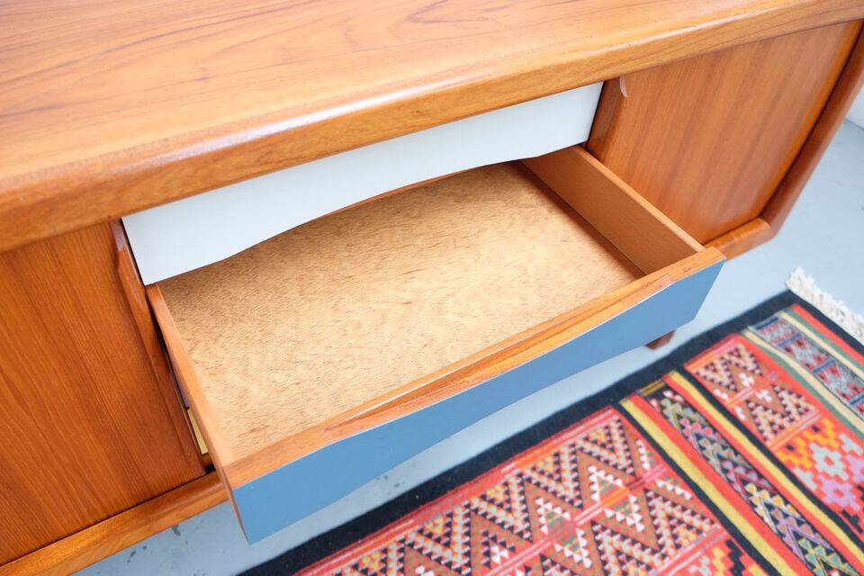 Buffet vintage danois HP Hansen en teck, années 60-70.