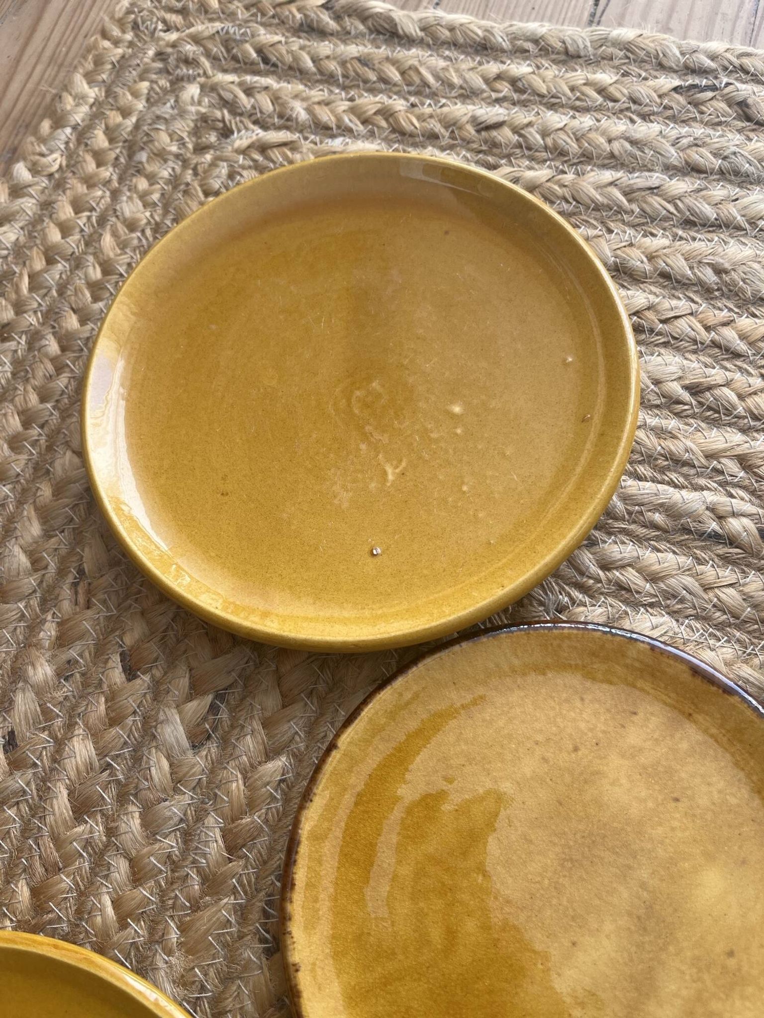 5 assiettes en céramique années 60, style Biot
