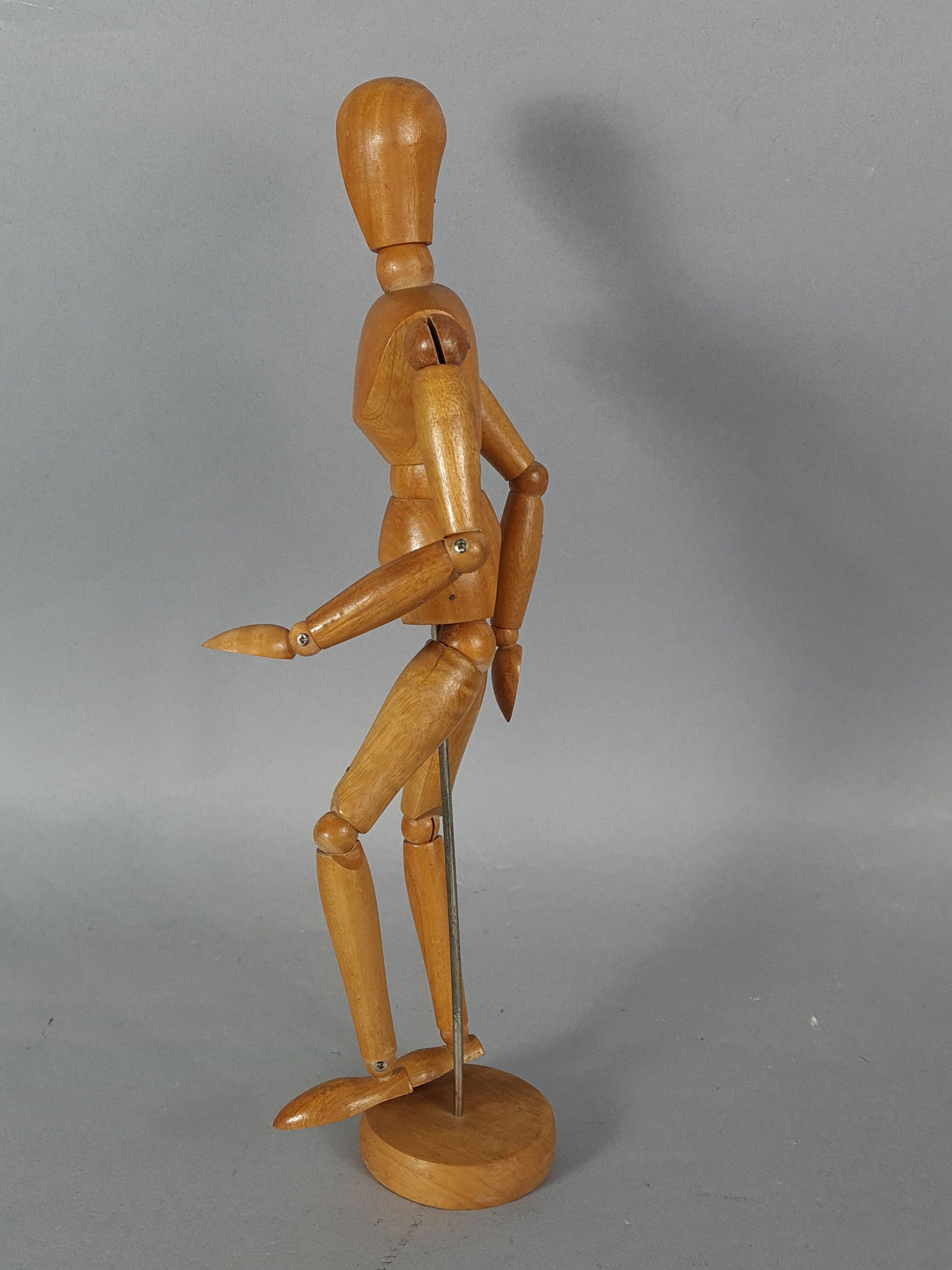 Articulated mannequin varnished wood for artist 33 cm SL