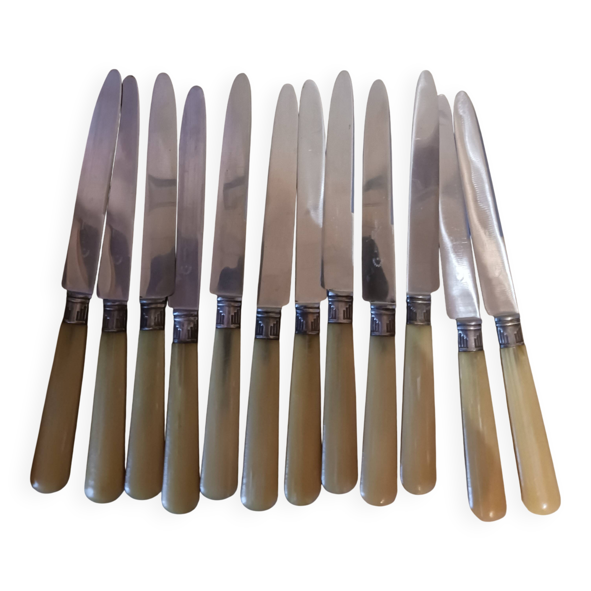 Vintage bakelite knives