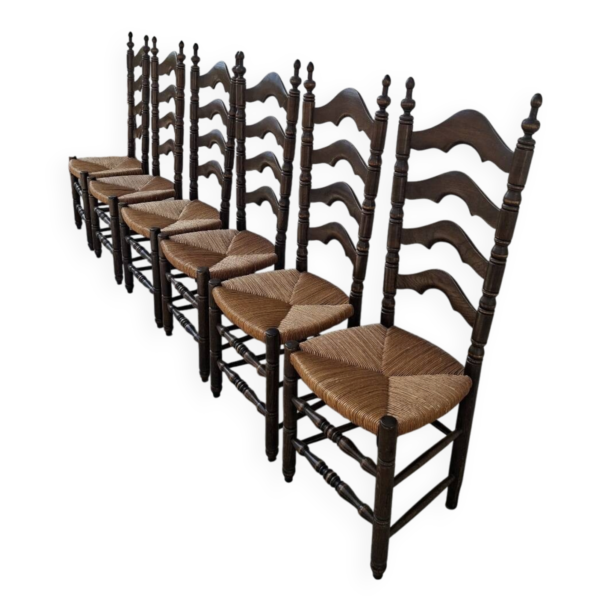 Set of 6 high-backed straw-seated chairs in solid oak from the early 1900s.