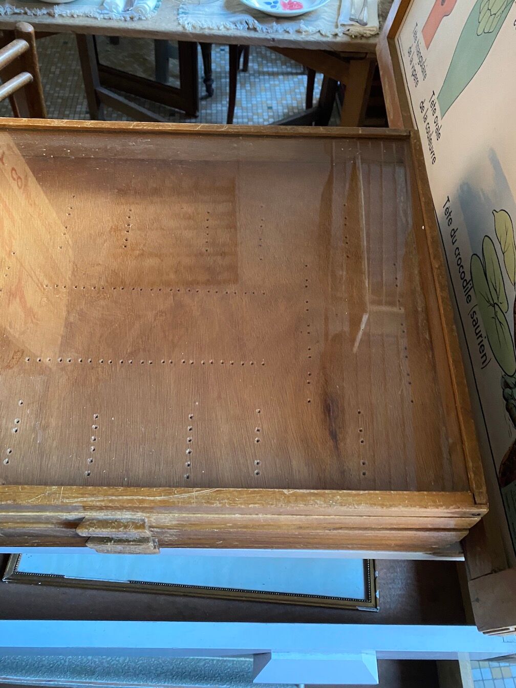 Antique trade showcase