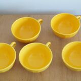 Service of 5 yellow cups and saucers