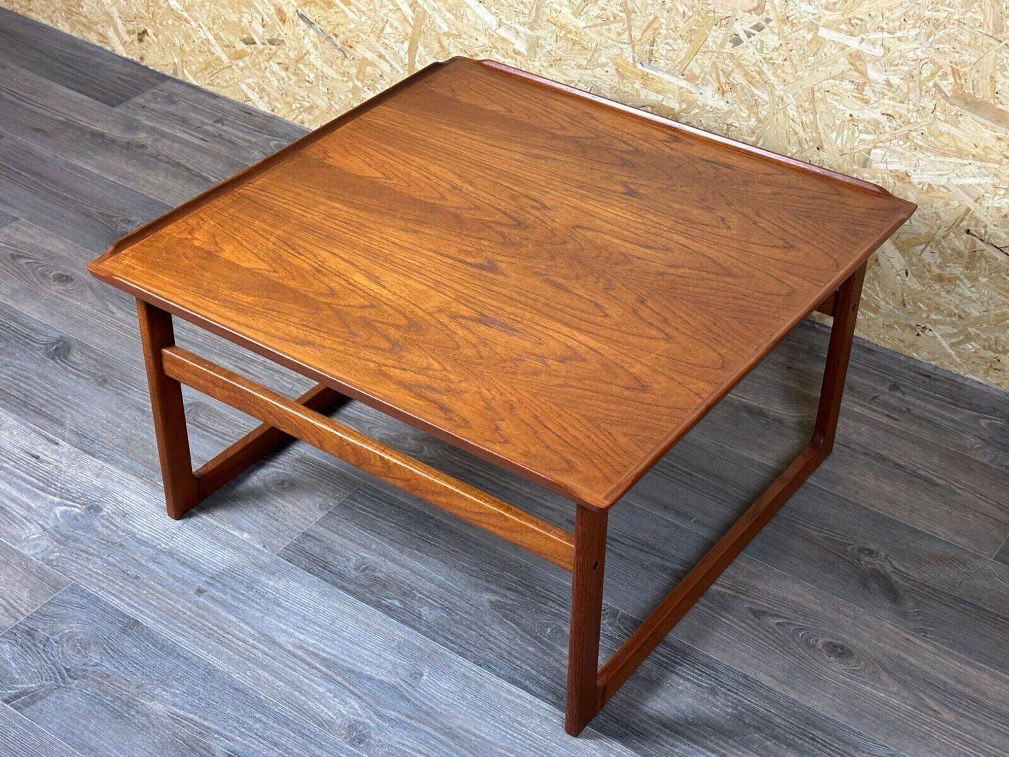 Table basse en teck des années 60-70 Kubus par Jalk Vodder Andersen pour Dyrlund Danemark