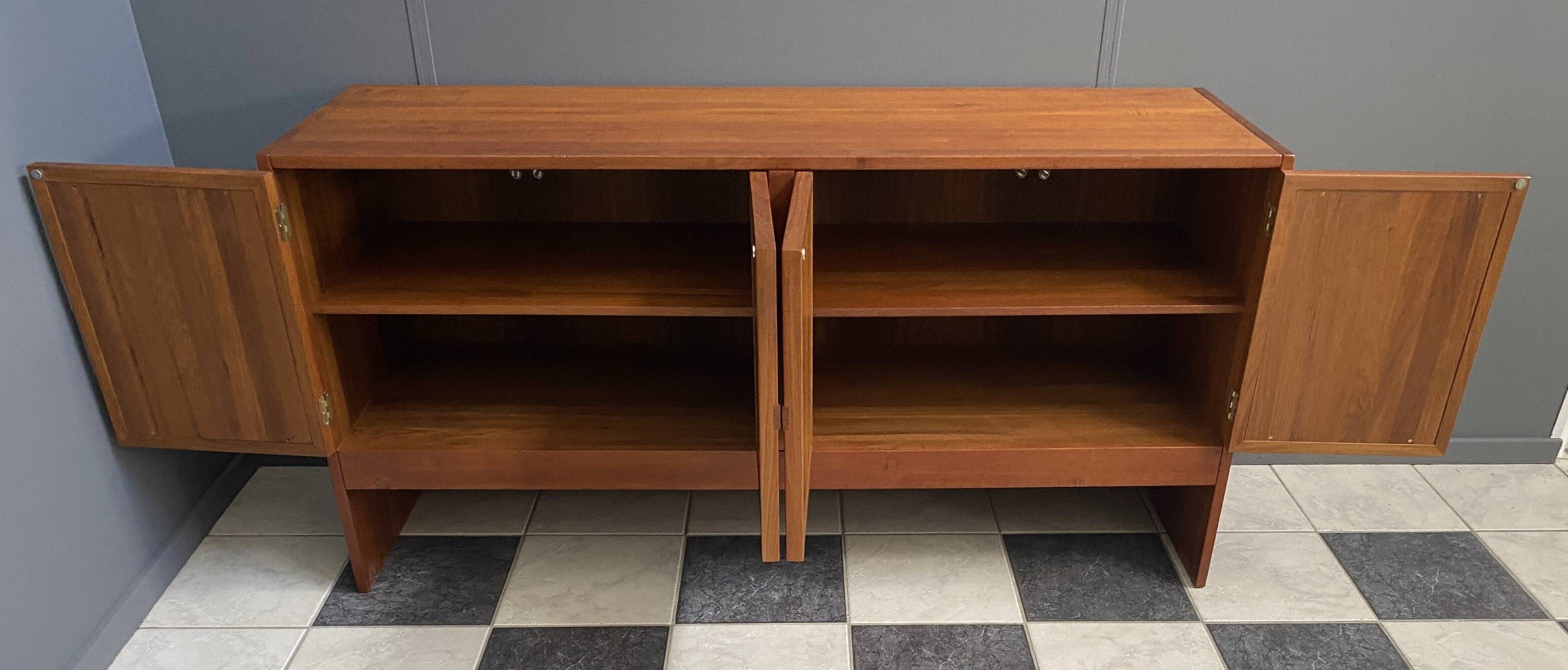 Buffet en teck par Skovby Denmark