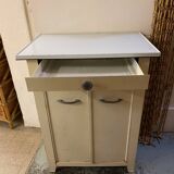 Low sideboard from the 40s/50s in enameled sheet metal with 2 doors and drawer