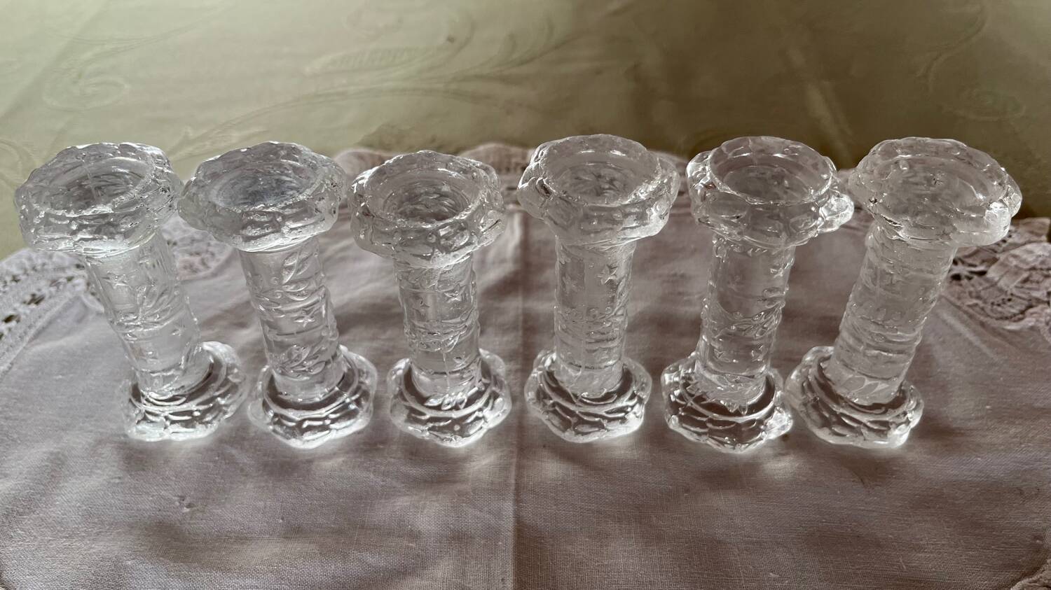 Set of 6 vintage glass knife rests