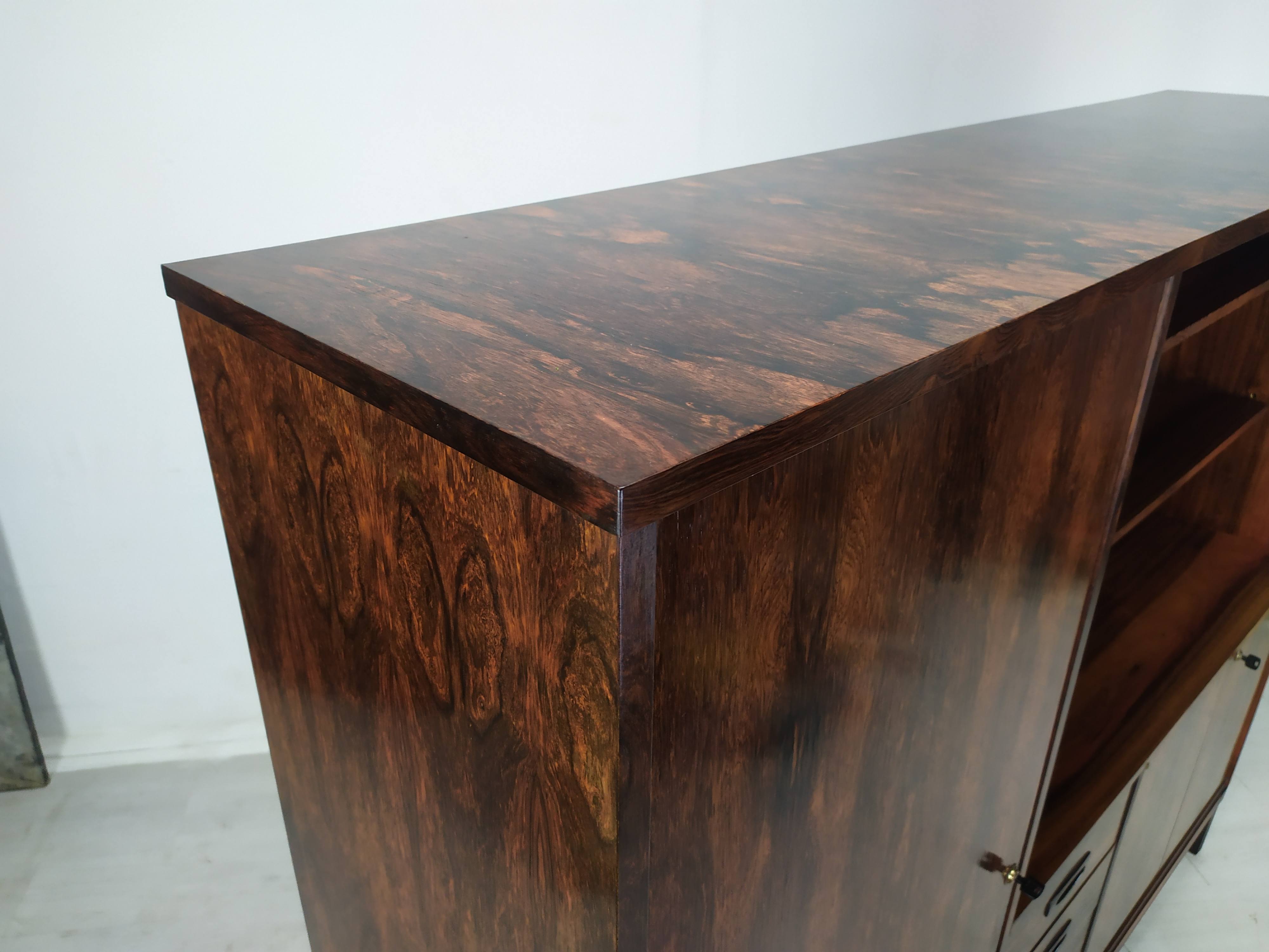 Scandinavian library buffet