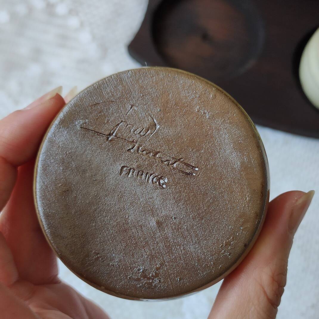 Stoneware condiment service