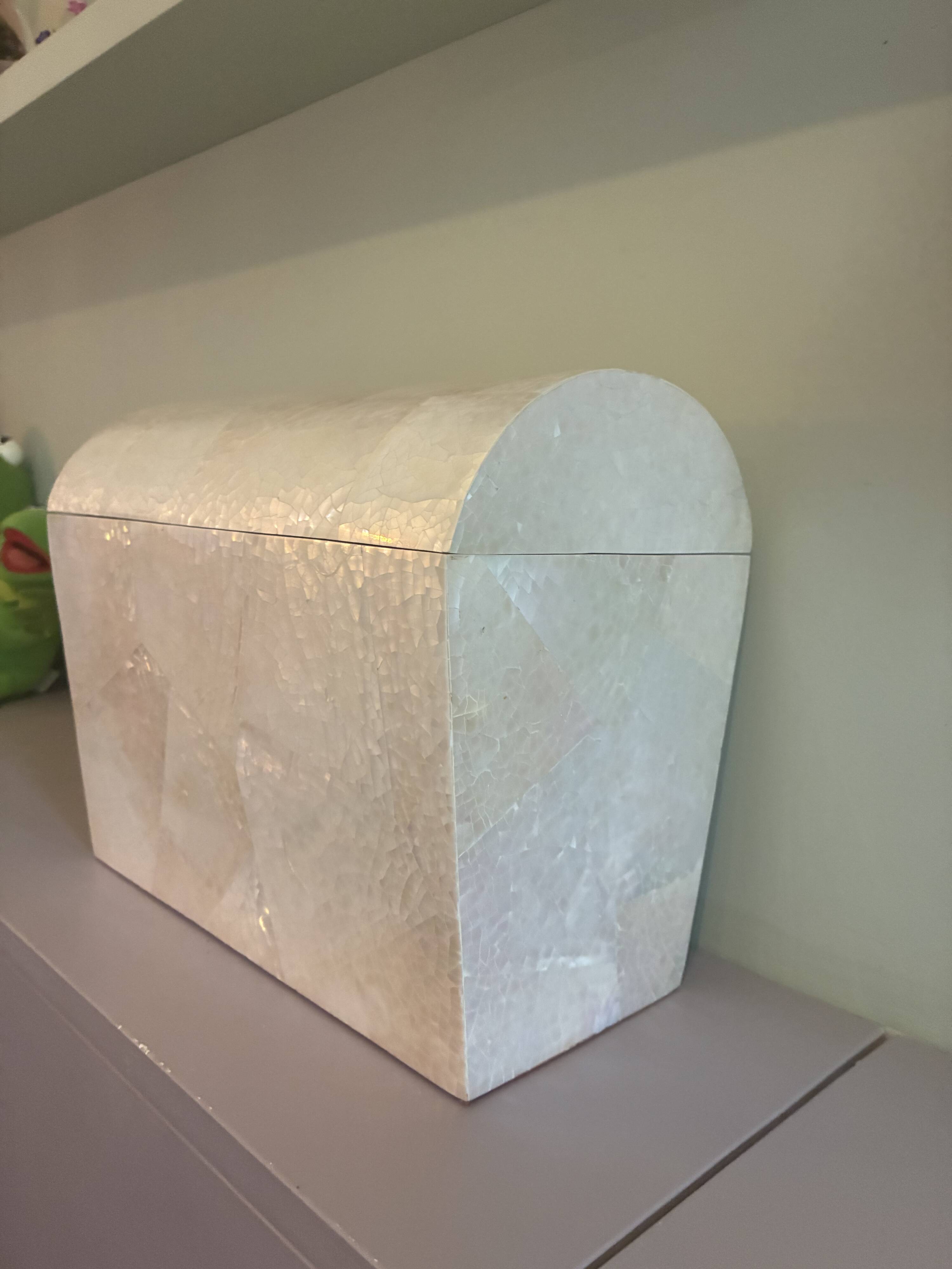 Incredible vintage large mother-of-pearl box.