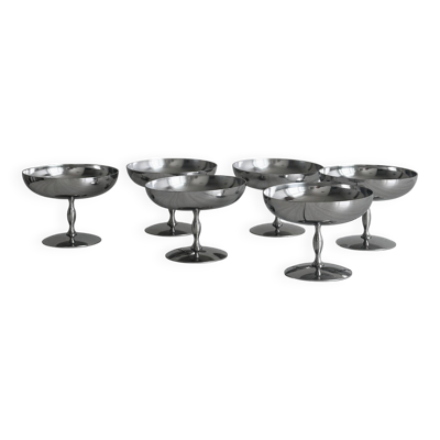 6 coupelles sur pied en inox mat