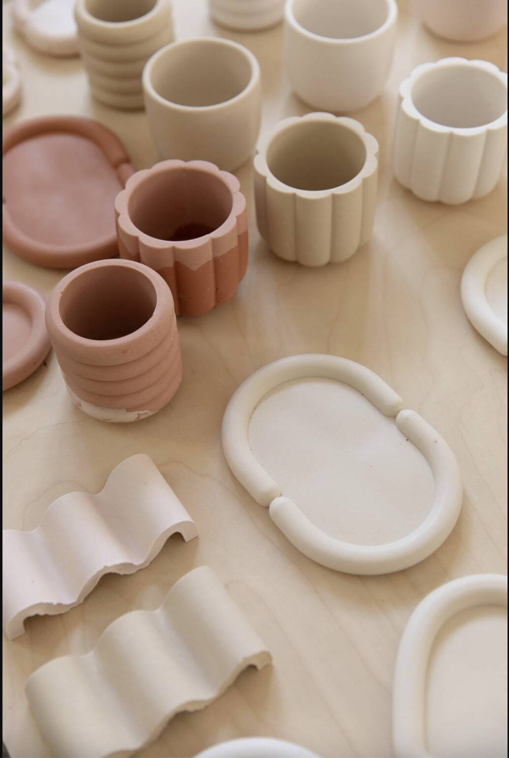 Jesmonite pocket empty oval shape