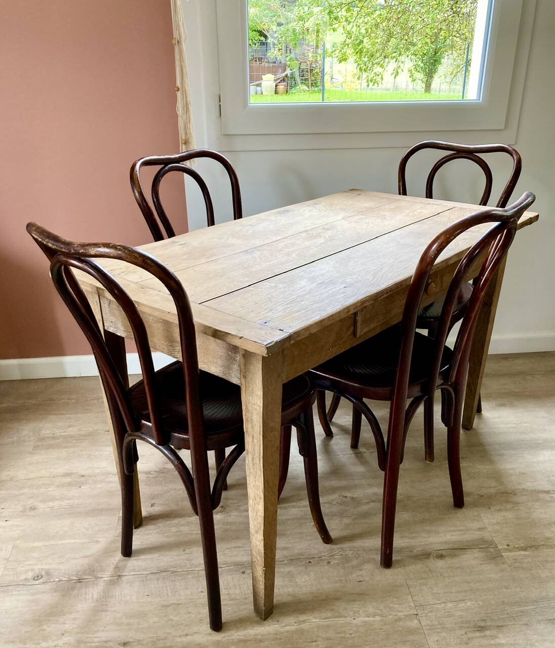 Set of 4 Fischel bistro chairs