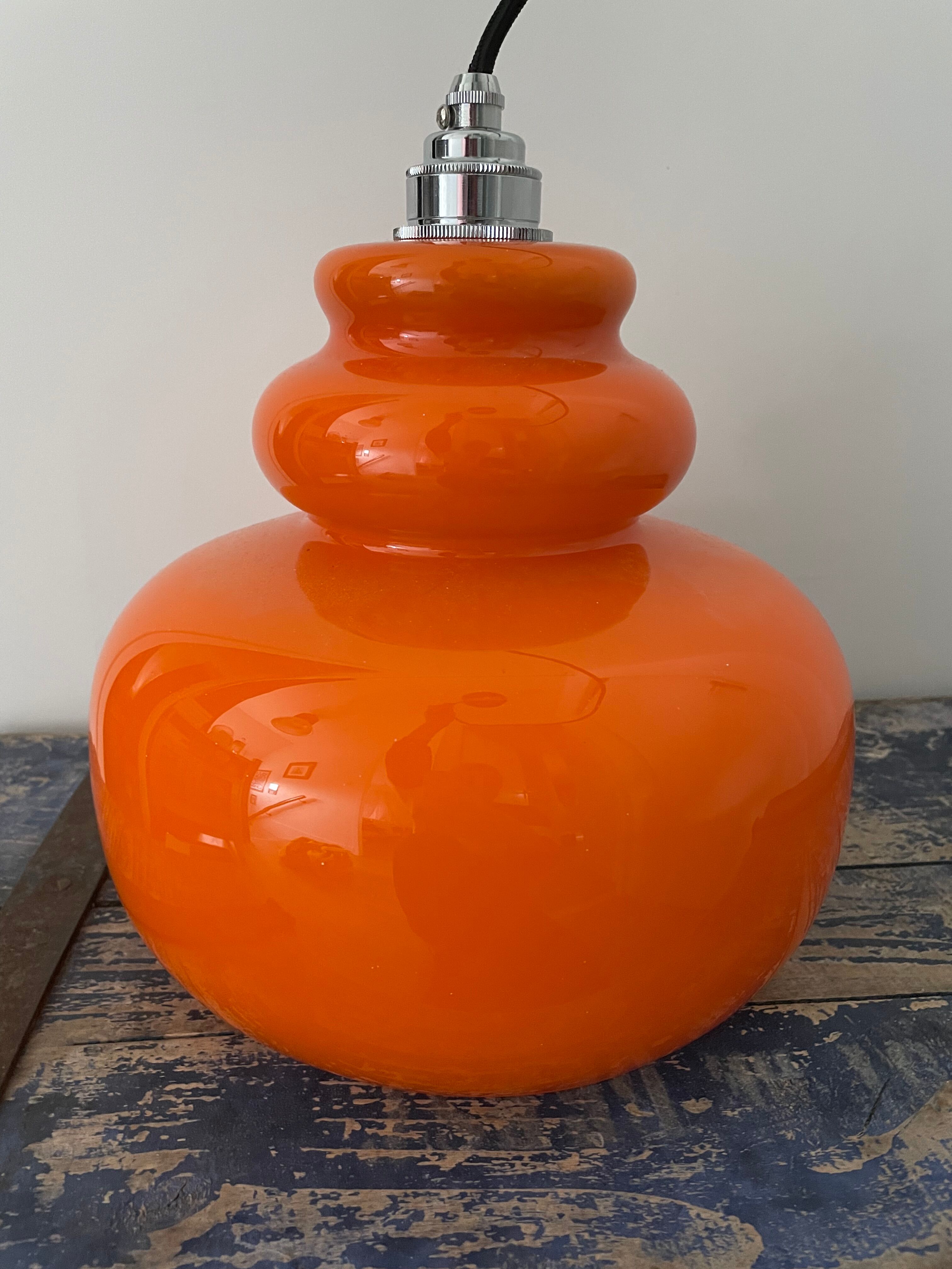 Vintage suspension lamp in orange opaline electrified to nine