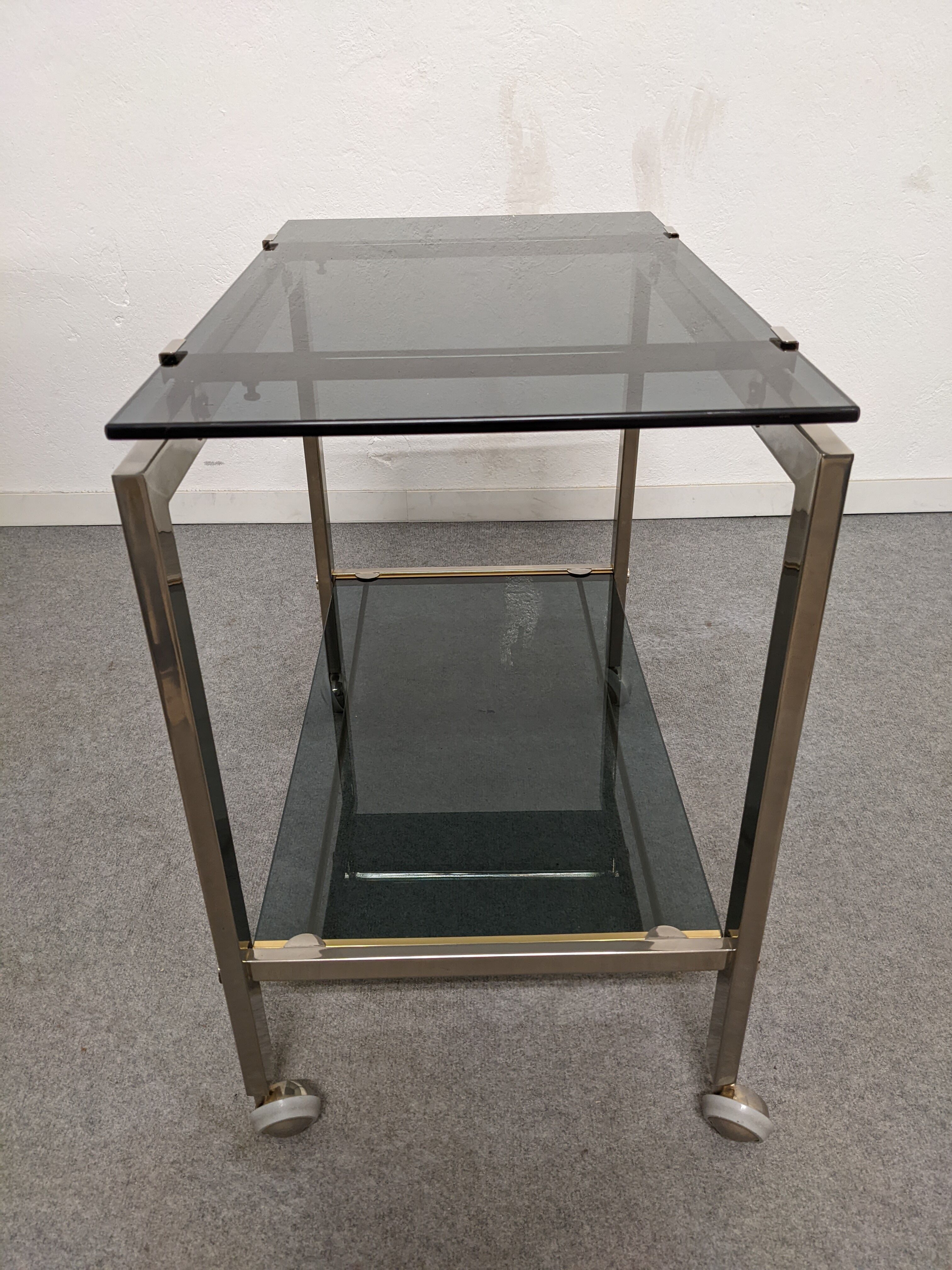 Dessert or side table on wheels from the 70s