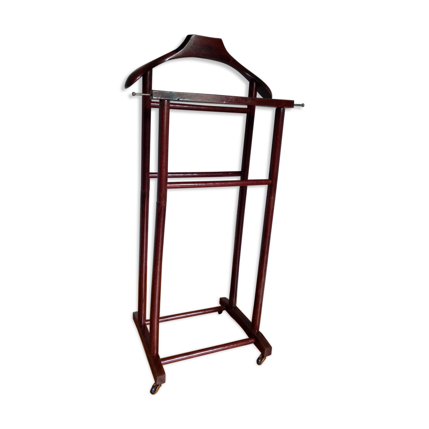 Double-wearing wooden valet for clothing