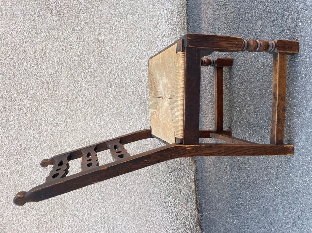 Rustic dining room chairs