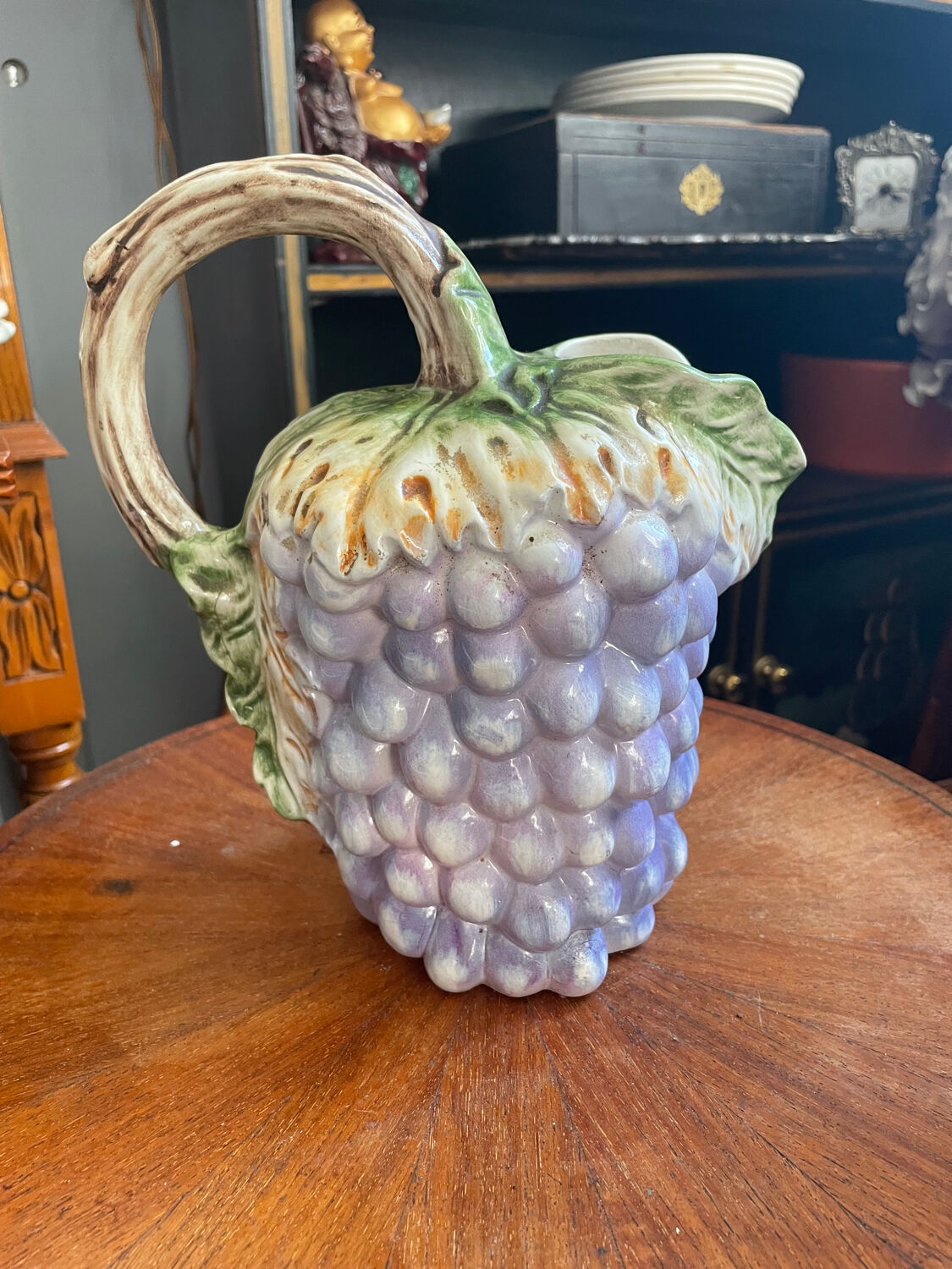 Grape pitcher