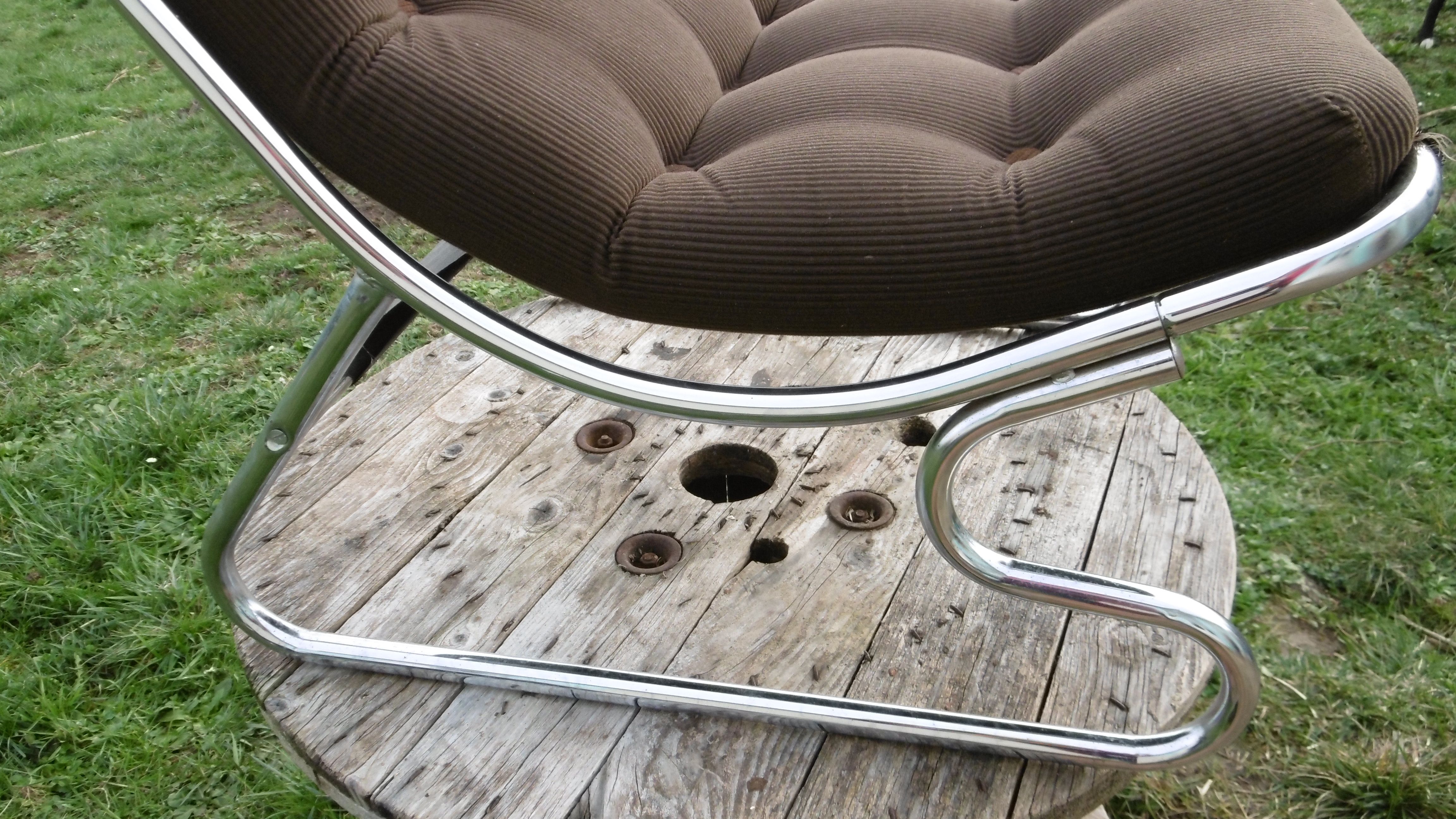 Chair tubular in Brown velvet of the 1970s