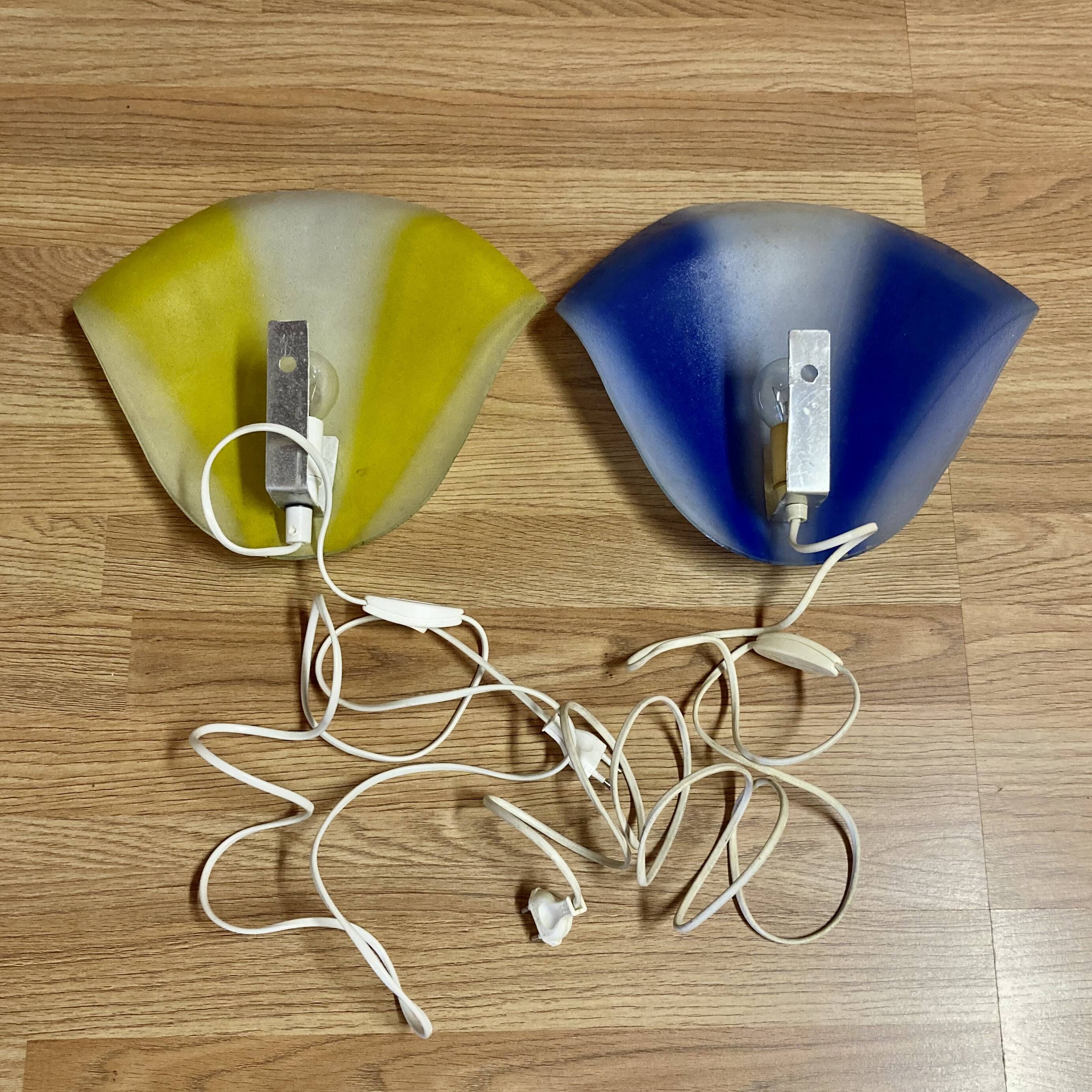Paire d'appliques en verre Design scandinave 1950.