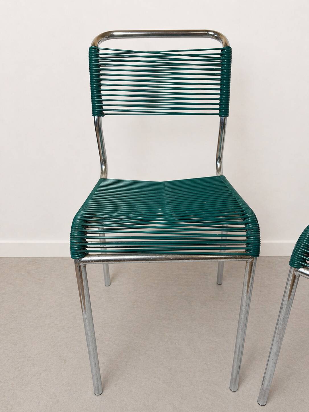 Set of 2 HAUSER Montreuil scoubidou chairs – chrome metal – vintage r