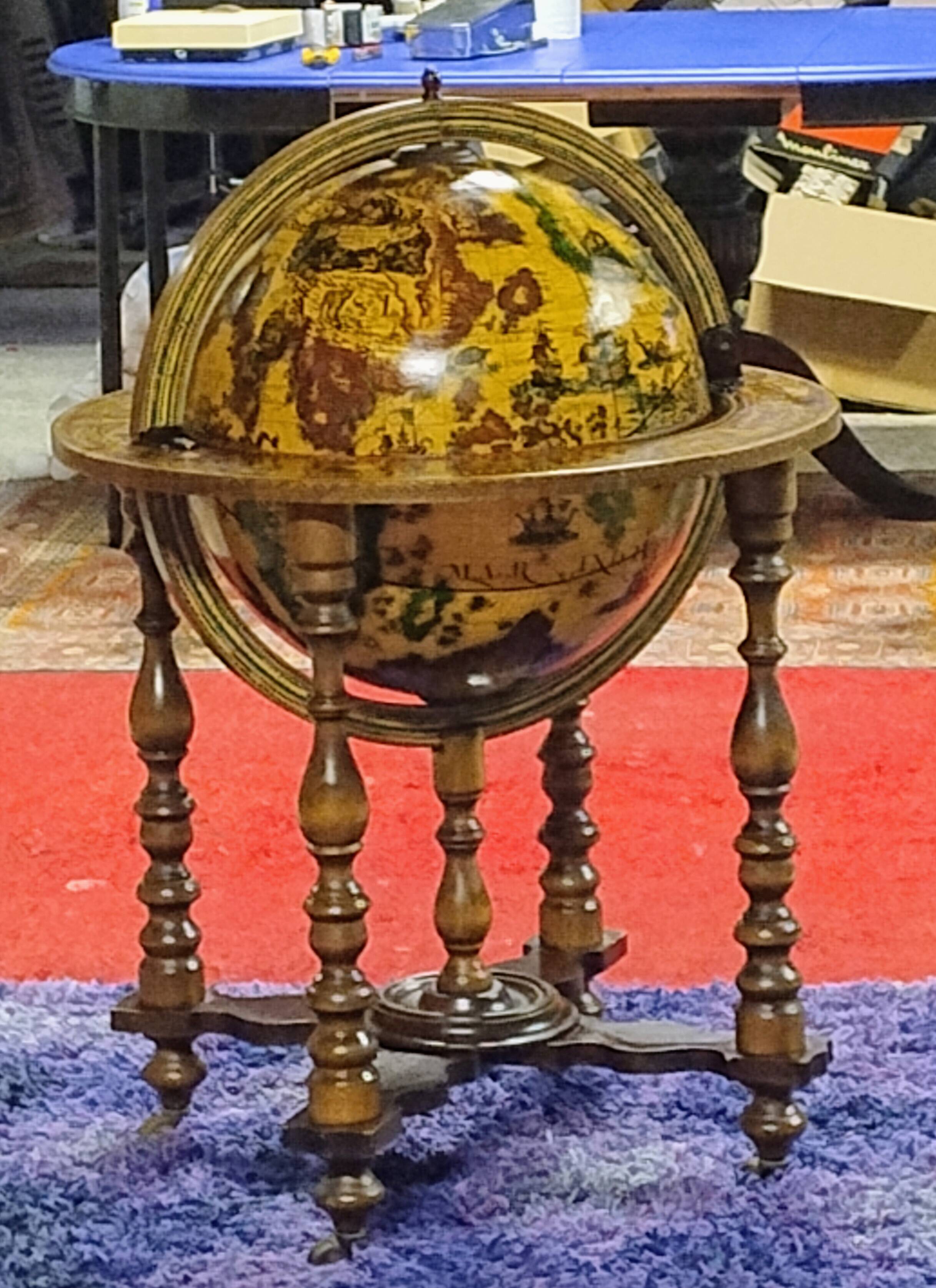 Bar, globe, zodiac signs, 1970s