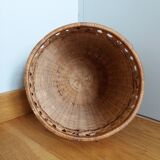 Basket paper in rattan and wicker