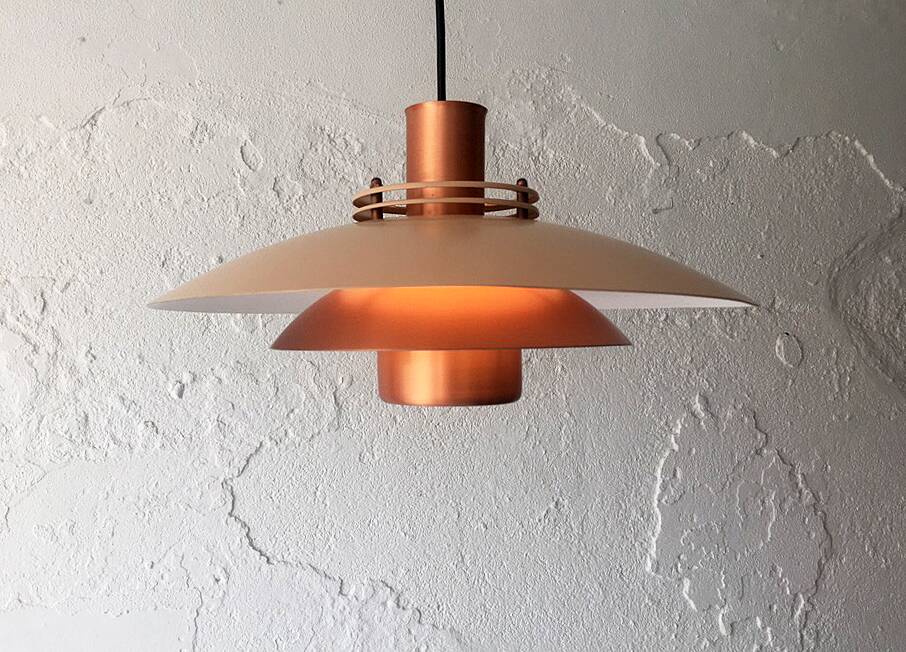 Pendant light in copper and beige layers, Denmark, 1960s.