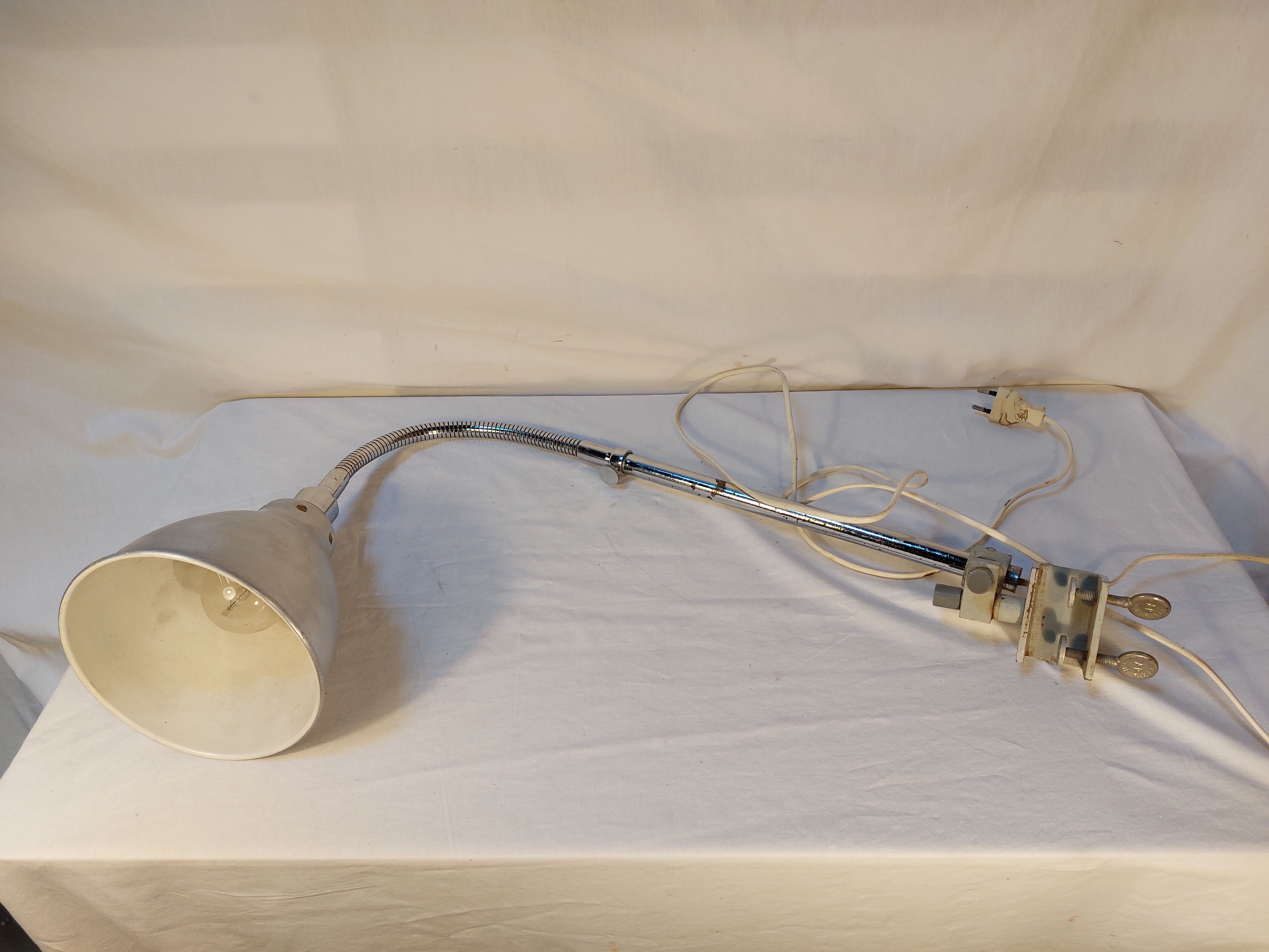 Old conical workshop lamp with vice - 50s
