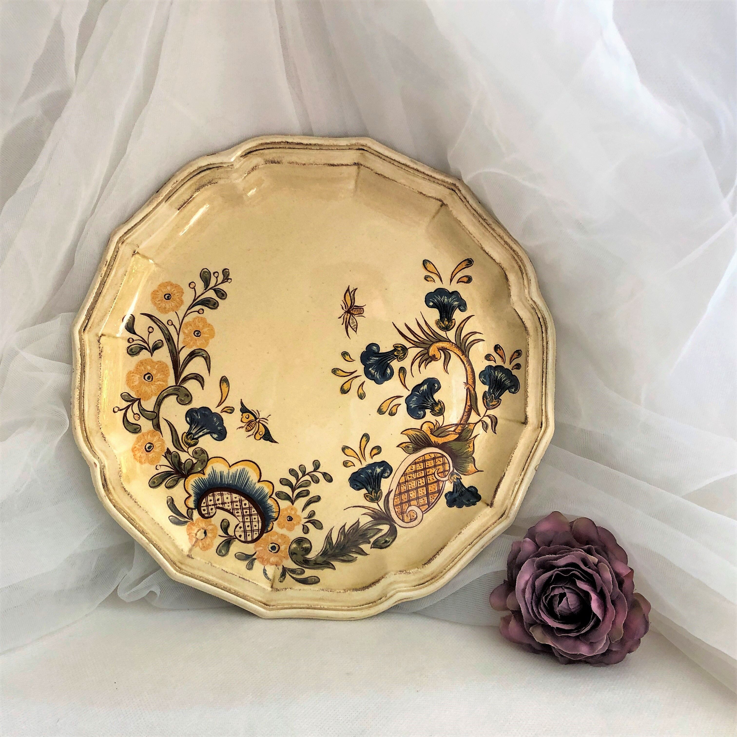 Assiette décorative faïence de Salins France décor d'Aligne