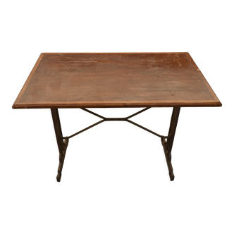 Bistro table