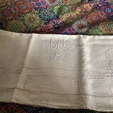 Sheet 2 people with embroidered butterfly headband