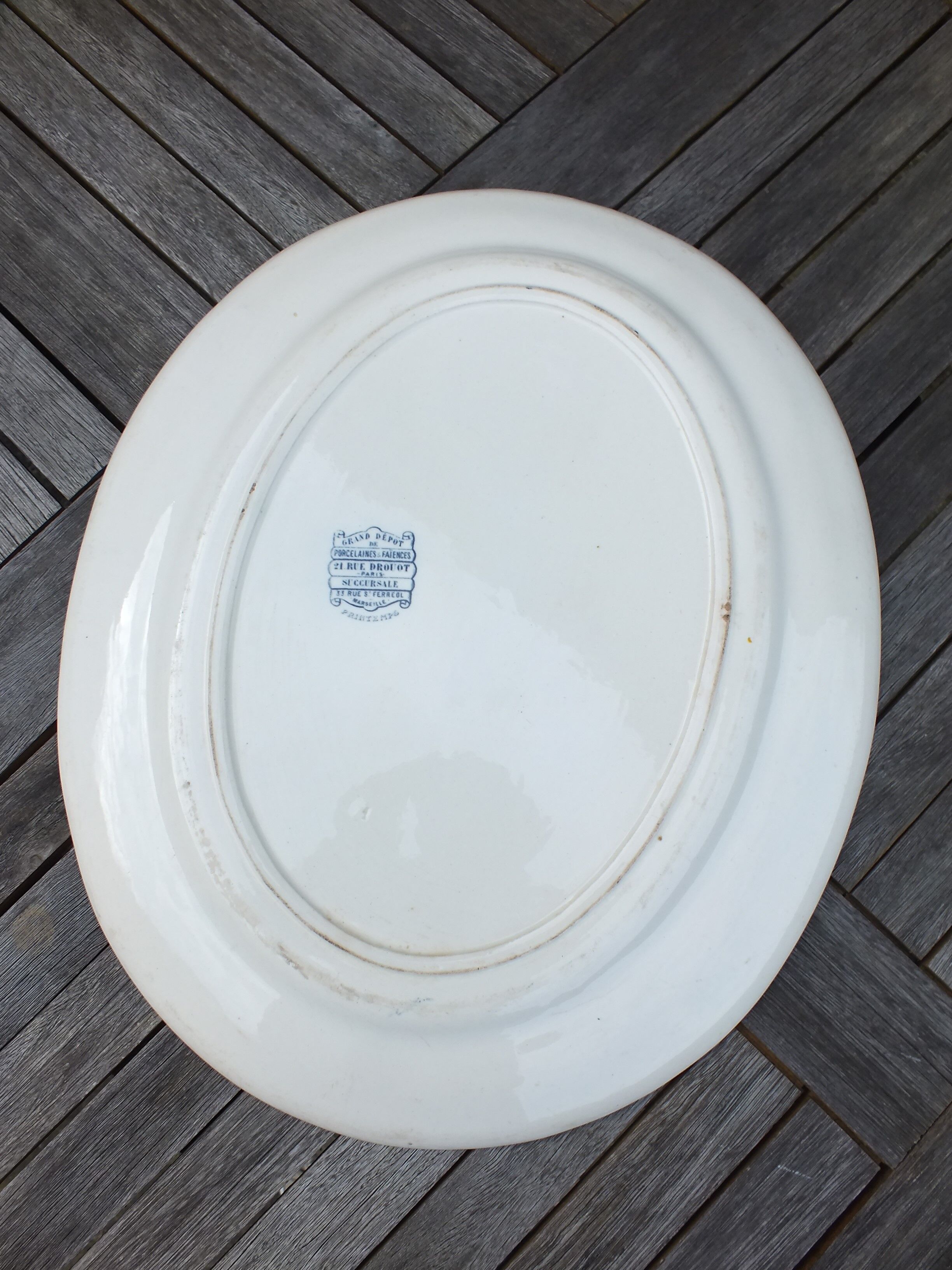 Dish in Terre de Fer decoration Spring, birds - 38x47 cms