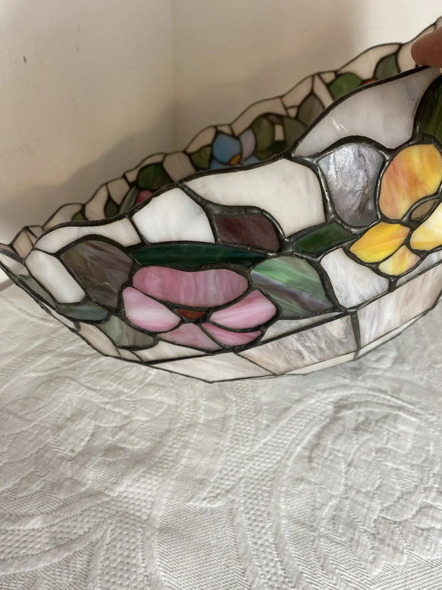 Stained glass pendant