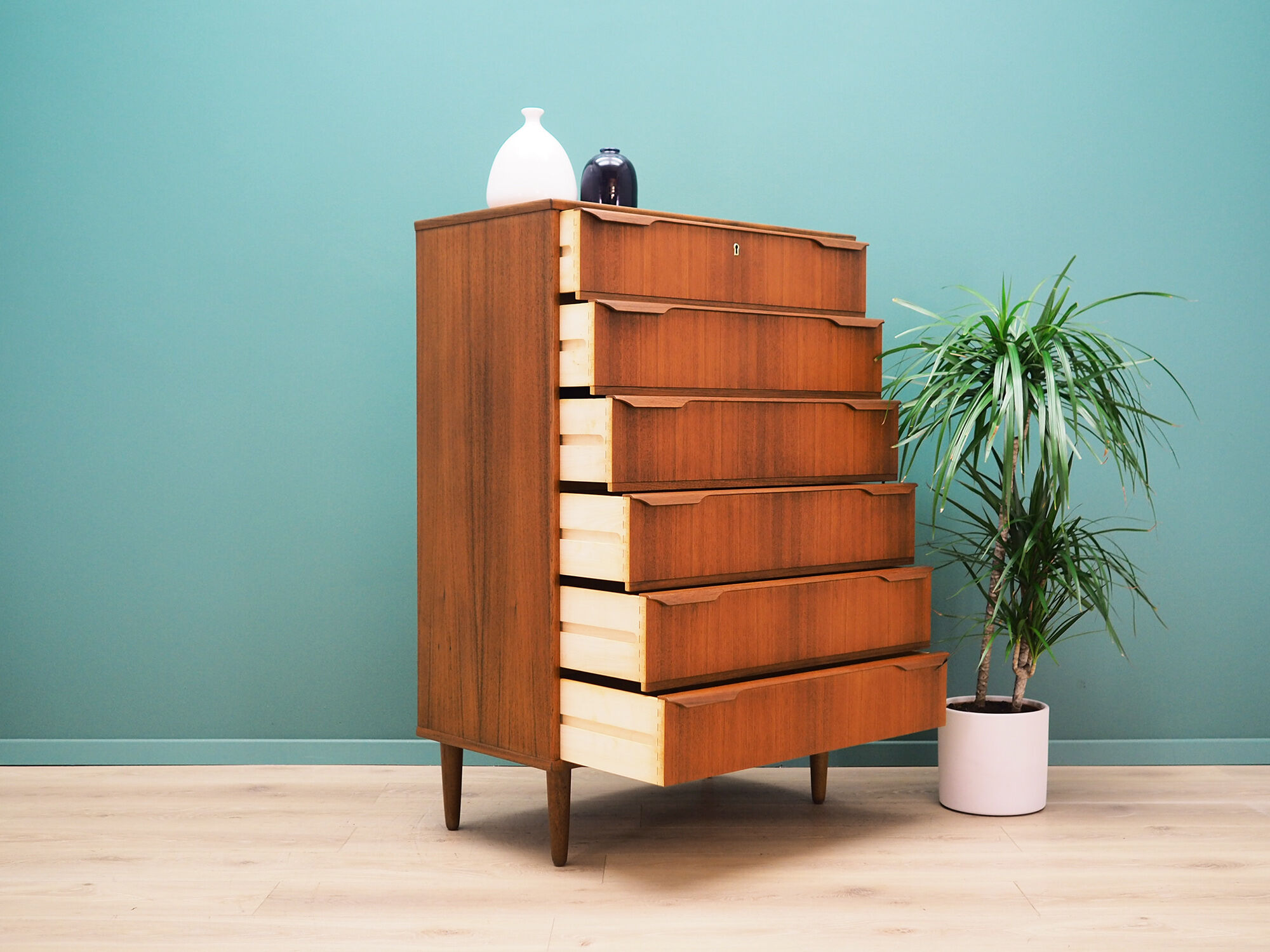 Chest of drawers teak, Danish design, 60's, producer Trekanten-Hestbæk A/S