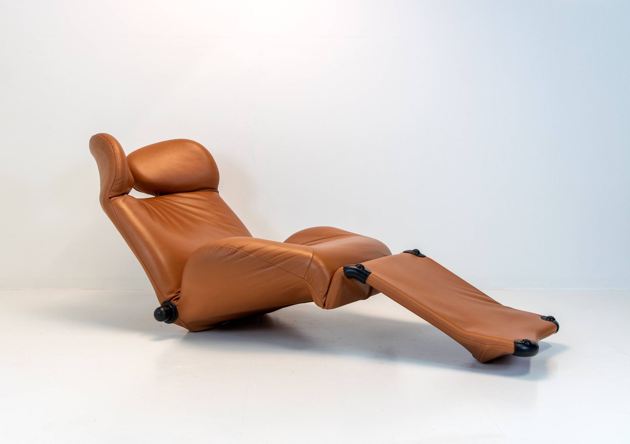 Fauteuil Cassina 111 Wink par Toshiyuki Kita