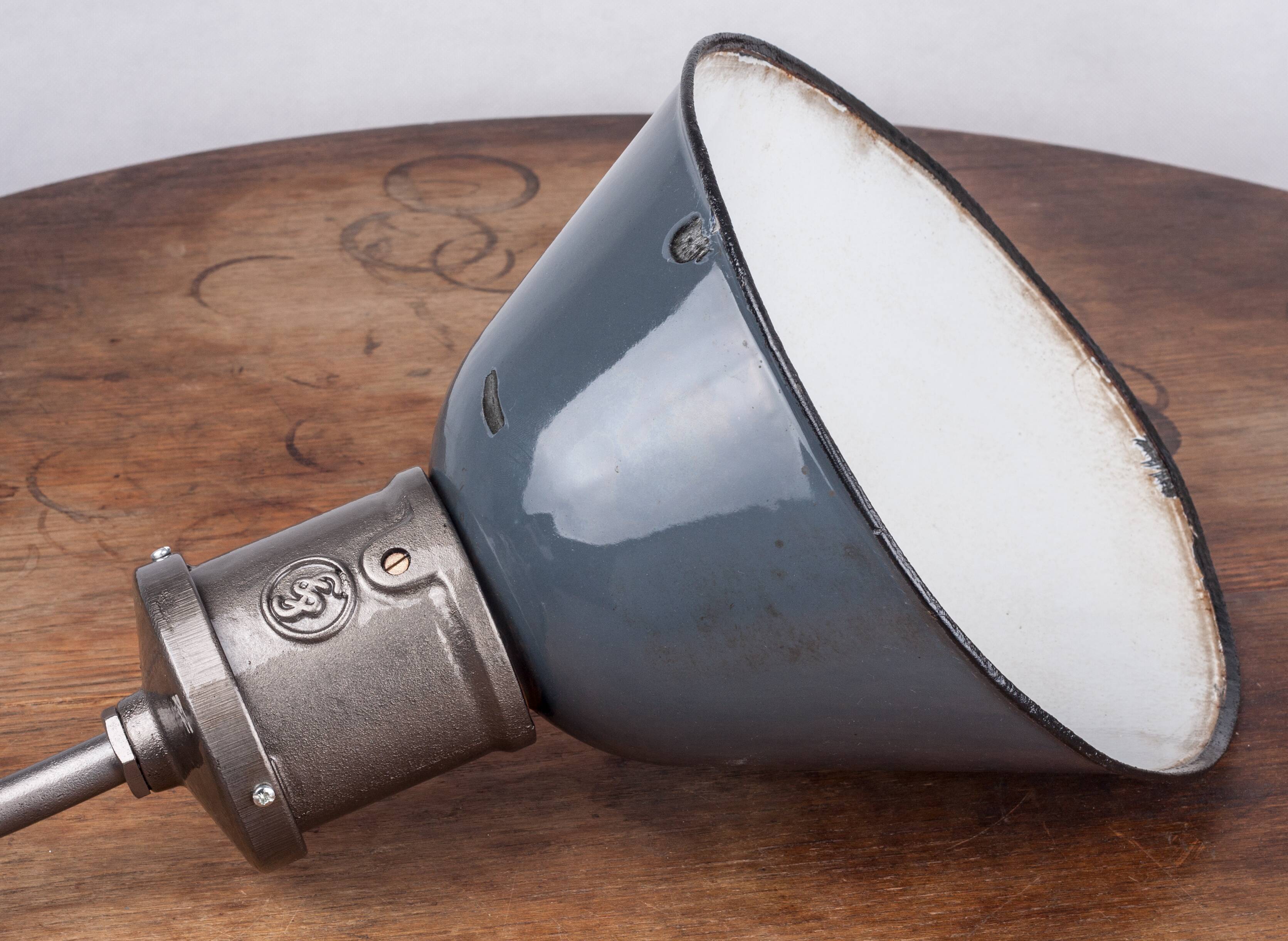 Industrial Vintage Wall Lamp from Seimens in Blue-Grey, Bauhaus, 1930s