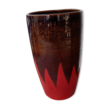 Ceramic vase