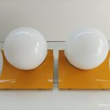 Duo vintage wall lamps