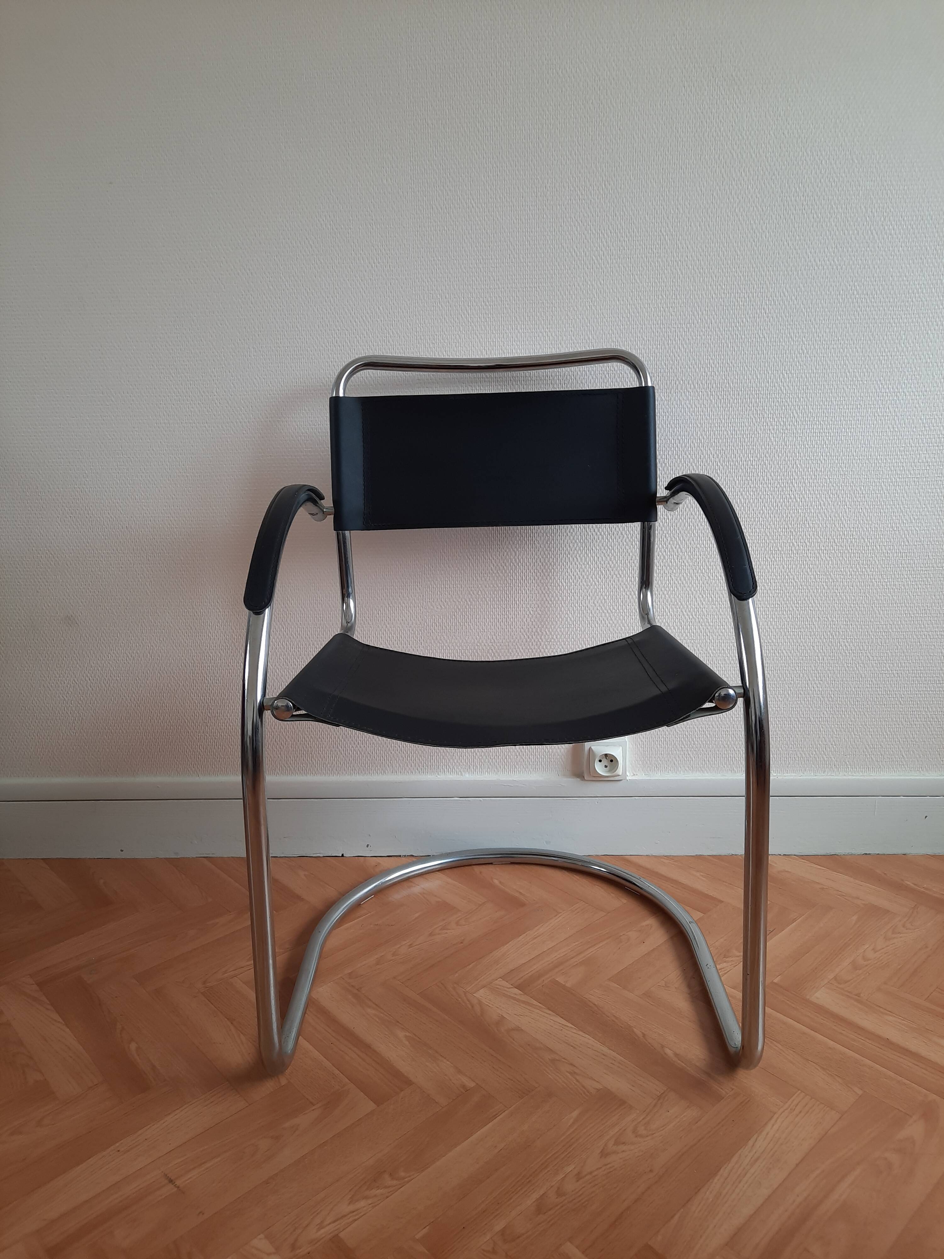 Pair of leather and chrome armchairs made in italy 70s-80s