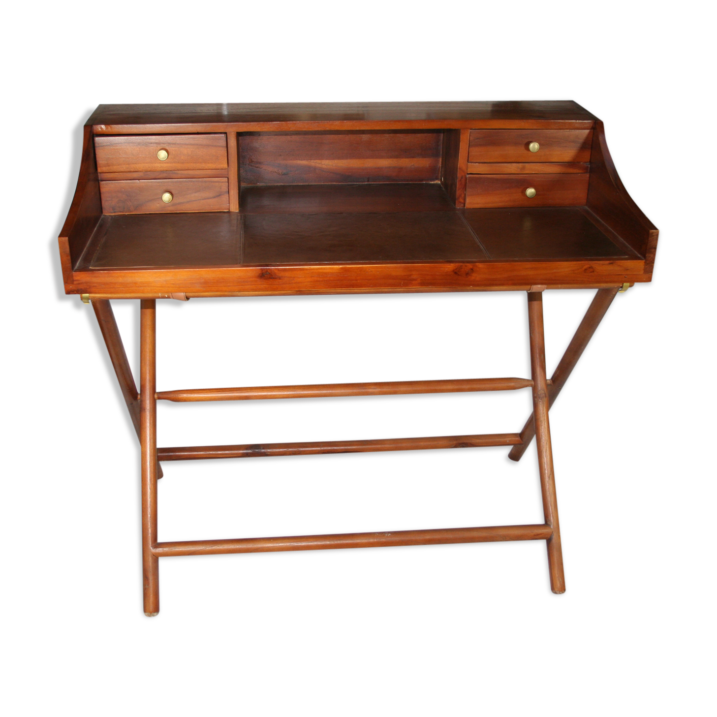 Dresser folding hardwood