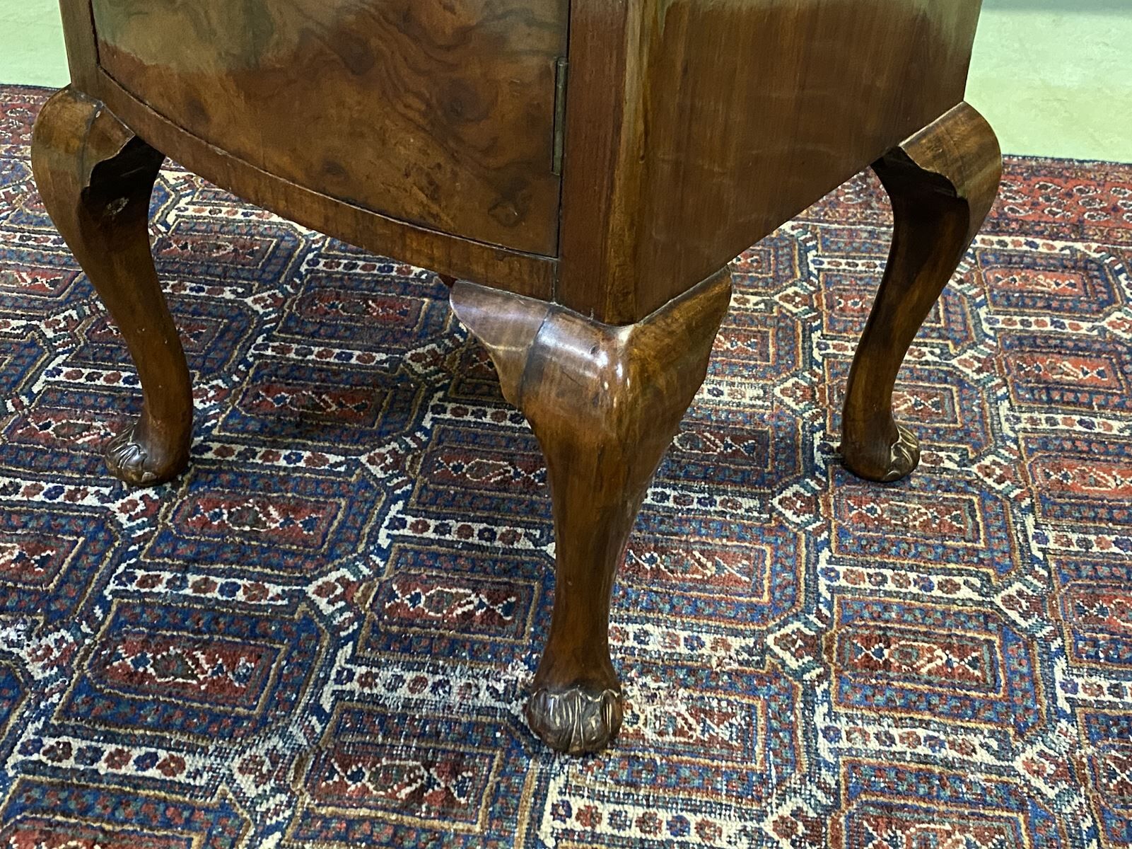 English art deco bedside in walnut magnifying glass