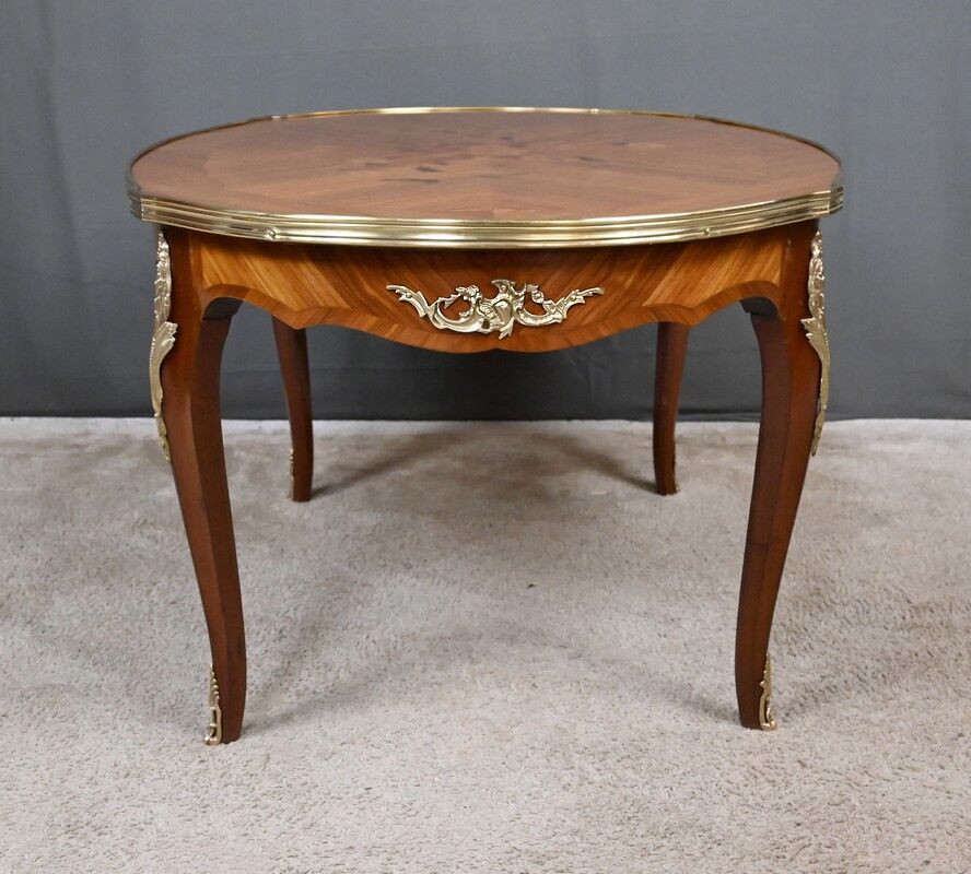 Rosewood marquetry coffee table, Louis XV style – Mid 20th century