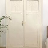 Parisian wardrobe + hanging rail