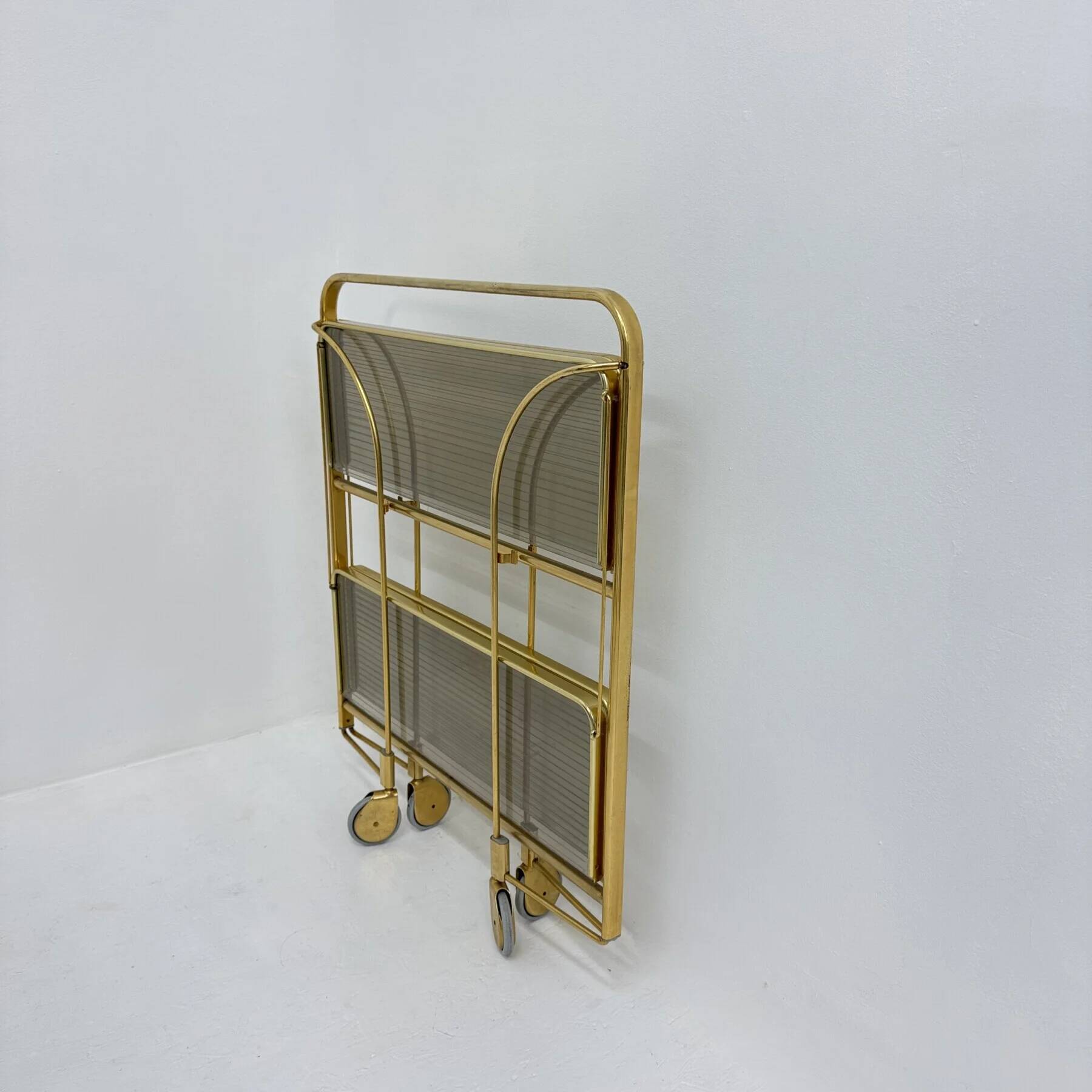 Mid-century modern folding bar cart in brass and ribbed acrylic glass, 1970s