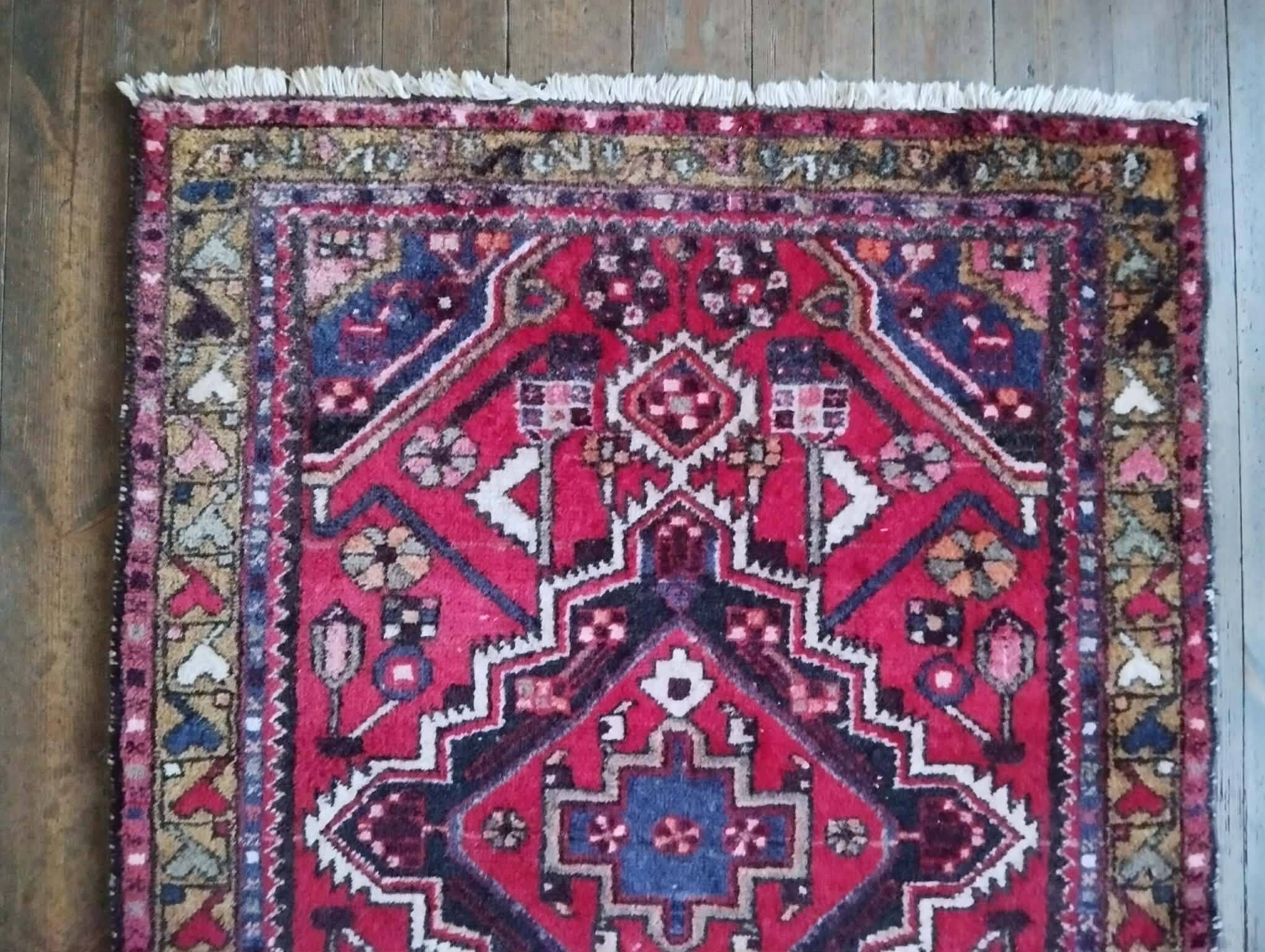 Persian carpet Hamadan 132x101cm