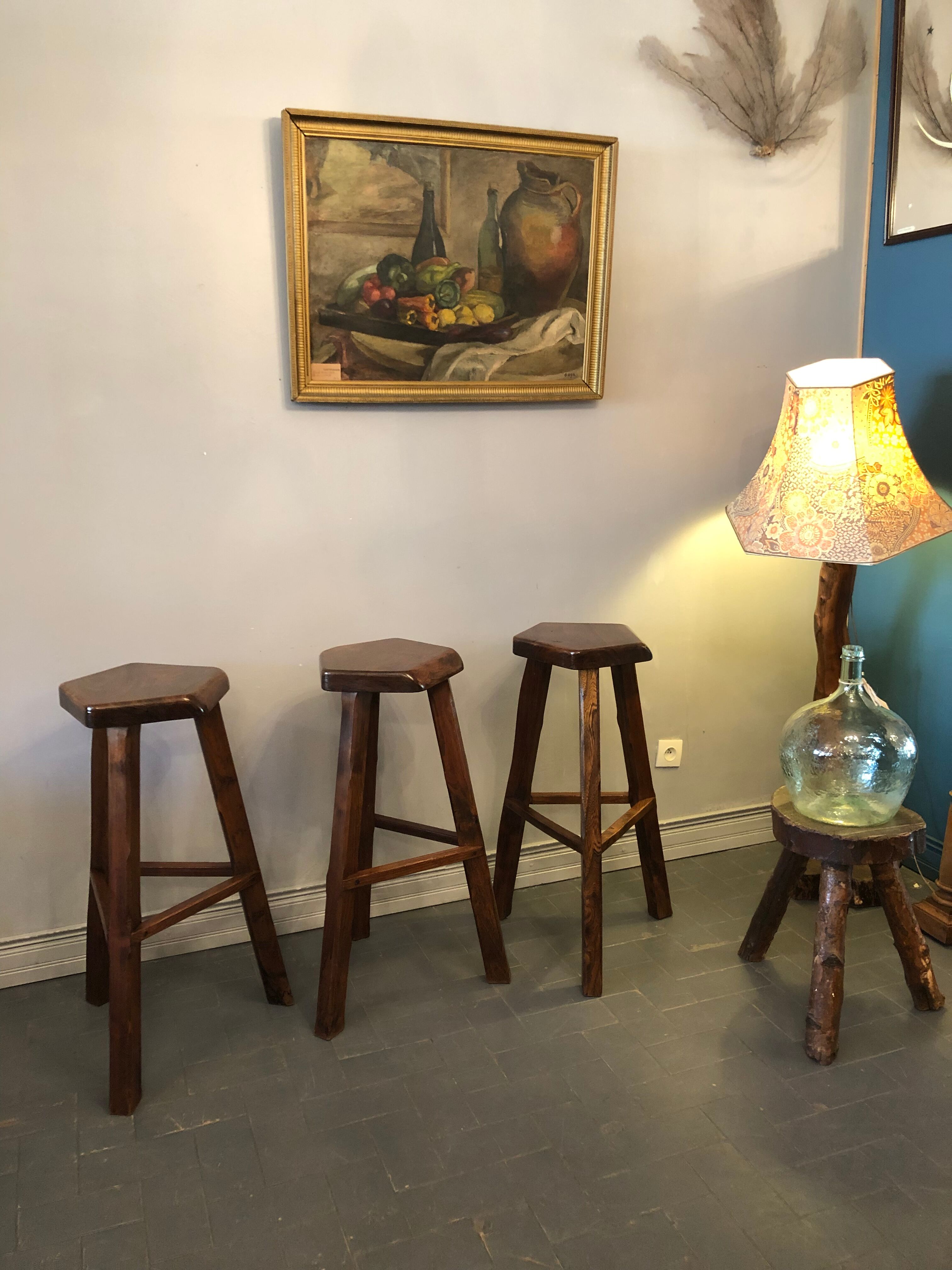 3 tabourets de bar tripode