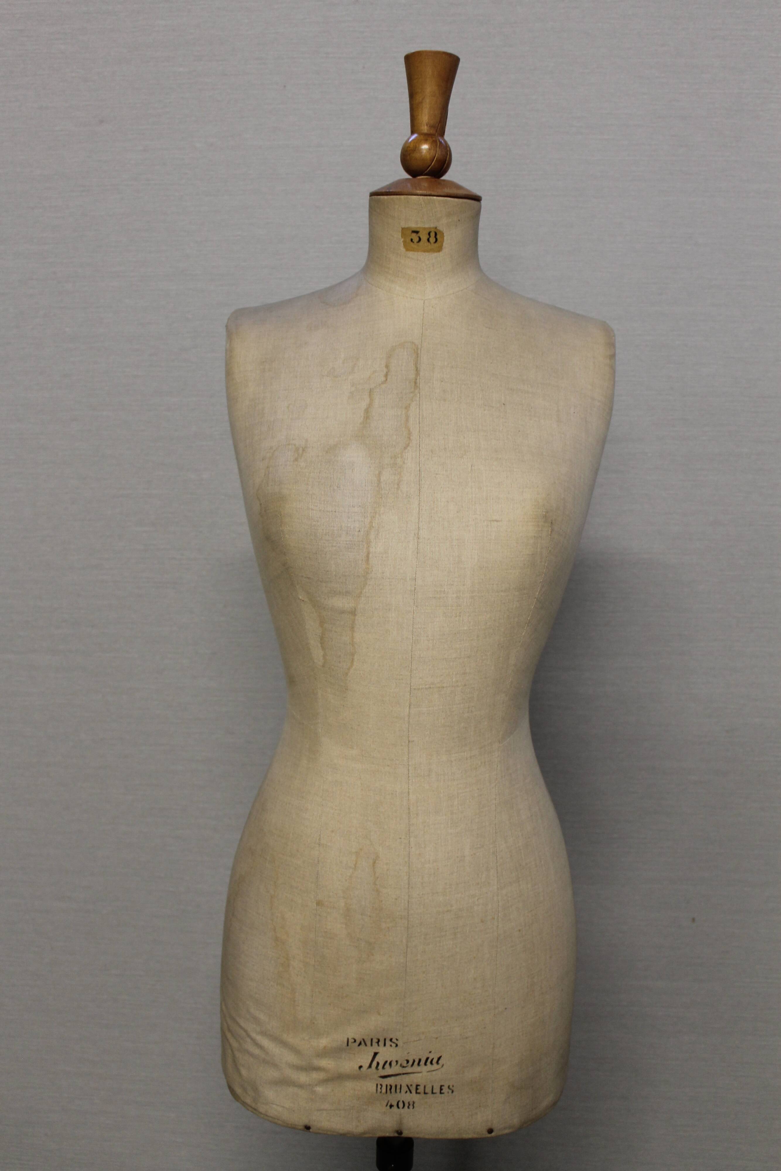 Mannequin de couture Juvenia